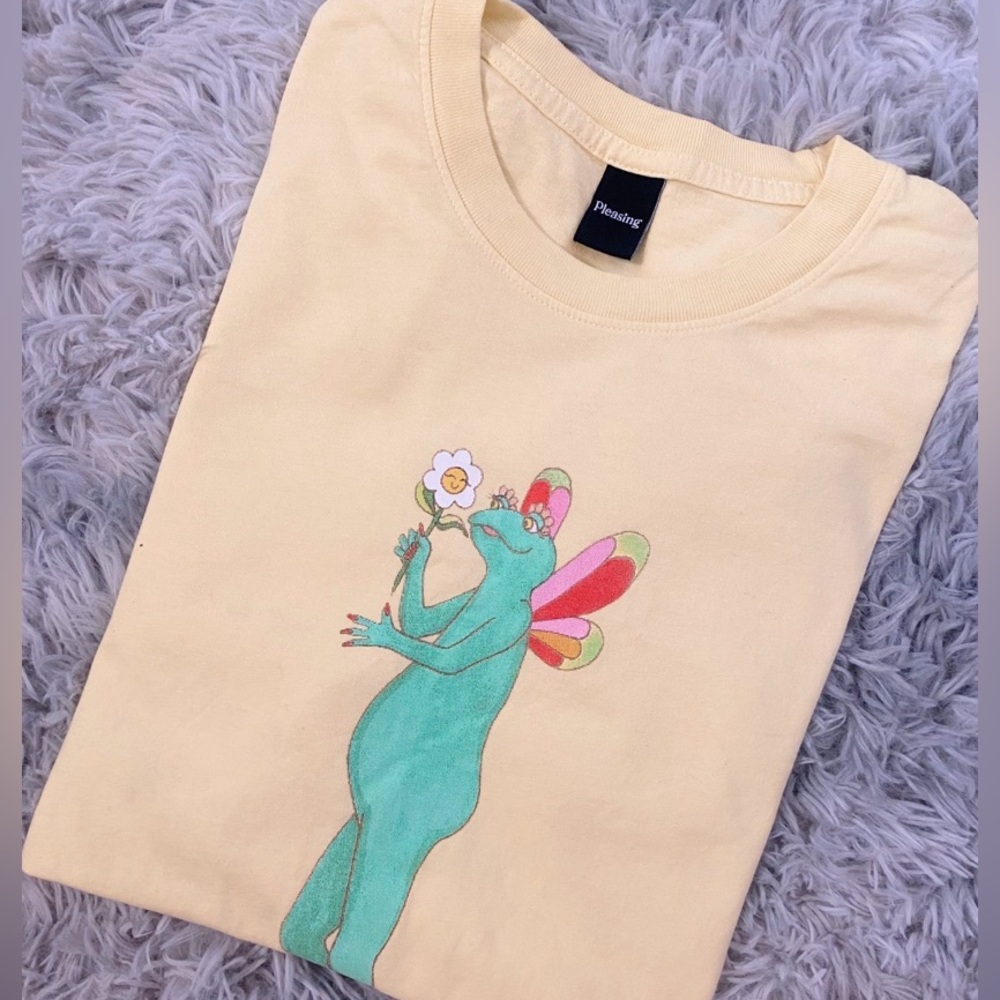 The Pleasing Tee Shirt in Sunshine Yellow
